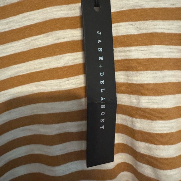 Jane and Delancey Brown and Tan Cap Sleeve Tie Front Blouse - Picture 4 of 4